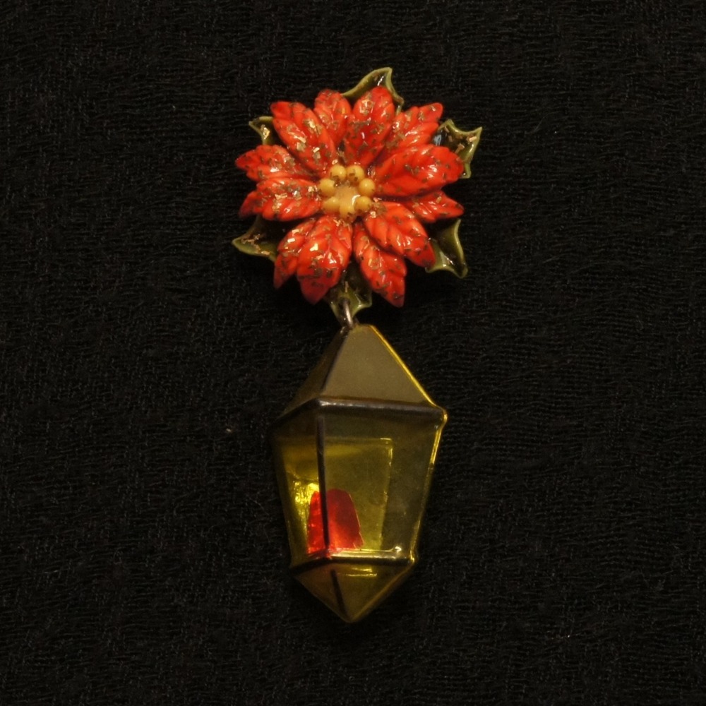 Vintage Retro Christmas Brooch Poinsettia Lantern Dangle Pin Holiday Unique‎